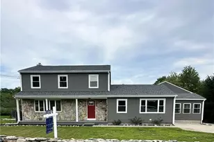36 Kinnicutt Ave, Warren, RI 02885 - Photo 1