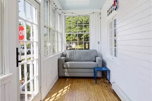 40 W Narragansett Ave, Newport, RI 02840 - Photo 13