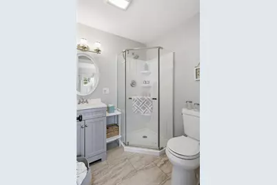 40 W Narragansett Avenue, Newport, RI 02840 - Photo 27