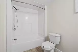 786 Providence St, West Warwick, RI 02893 - Photo 23