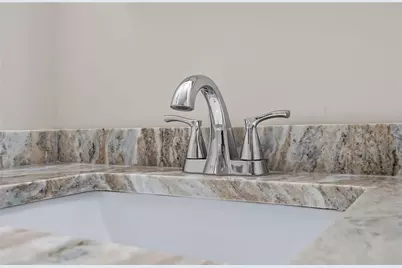 786 Providence Street, West Warwick, RI 02893 - Photo 25