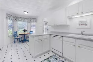 45 Fox Dr, Narragansett, RI 02882 - Photo 9