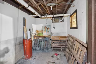 476 Providence St, West Warwick, RI 02893 - Photo 43