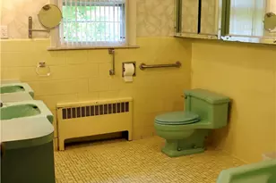 123 Berlin St, Providence, RI 02908 - Photo 15