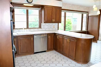 123 Berlin Street, Providence, RI 02908 - Photo 9