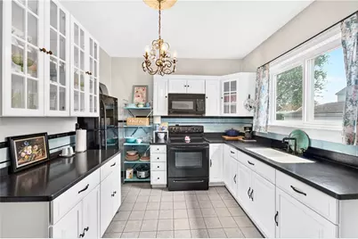 95 Harmon Avenue, Cranston, RI 02910 - Photo 5