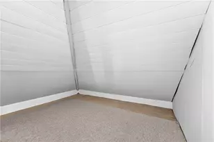 95 Harmon Ave, Cranston, RI 02910 - Photo 33