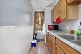 538 Wood Ave, Woonsocket, RI 02895 - Photo 11