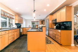 662 Rose Hill Rd, South Kingstown, RI 02879 - Photo 7