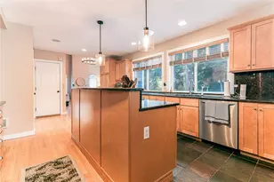 662 Rose Hill Rd, South Kingstown, RI 02879 - Photo 9