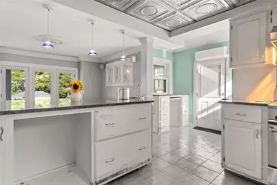 26 Fairview Avenue, Cranston, RI 02905 - Photo 29