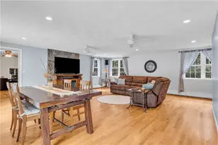 94 Susan Bowen Rd, Coventry, RI 02827 - Photo 3
