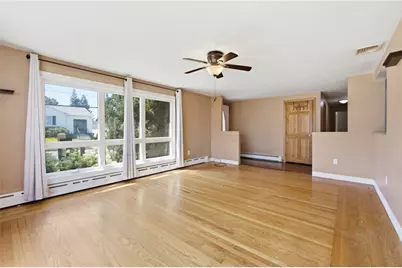 95 Uxbridge Street, Cranston, RI 02920 - Photo 11