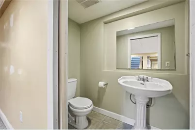 95 Uxbridge Street, Cranston, RI 02920 - Photo 27