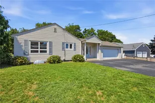 95 Uxbridge St, Cranston, RI 02920 - Photo 3