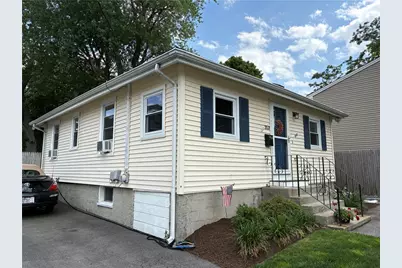 353 Massasoit Avenue, East Providence, RI 02914 - Photo 3