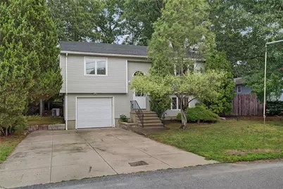 15 Atlantic Avenue, North Providence, RI 02904 - Photo 1