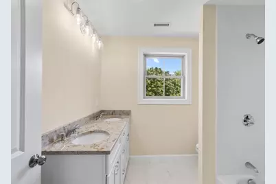 11 Stone Street #E, Providence, RI 02904 - Photo 15