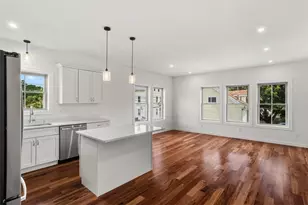 11 Stone St, Providence, RI 02904 - Photo 3