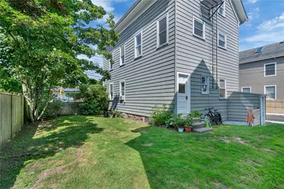 24 Pond Avenue #1, Newport, RI 02840 - Photo 5