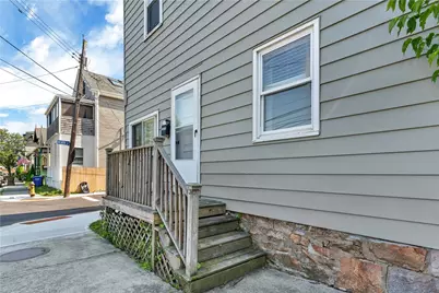 24 Pond Avenue #1, Newport, RI 02840 - Photo 3