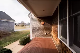 243 Ferry Landing Circle Circle, Portsmouth, RI 02871 - Photo 7