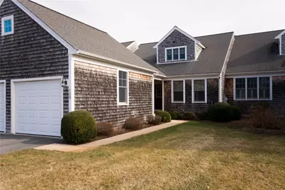 243 Ferry Landing Circle Circle #12 B, Portsmouth, RI 02871 - Photo 5