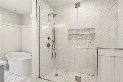 28 Mount Vernon Street, Newport, RI 02840 - Photo 27