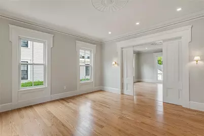 28 Mount Vernon Street, Newport, RI 02840 - Photo 11