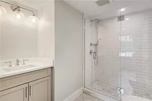 28 Mt Vernon St, Newport, RI 02840 - Photo 35