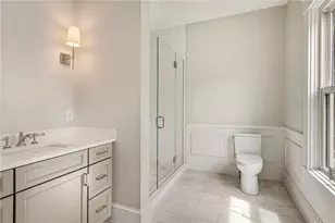 28 Mt Vernon St, Newport, RI 02840 - Photo 29