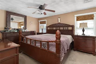90 Rowley St, Providence, RI 02909 - Photo 11
