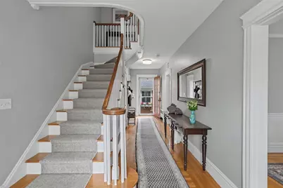 610 East Avenue, Pawtucket, RI 02860 - Photo 5