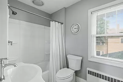 610 East Avenue, Pawtucket, RI 02860 - Photo 29