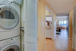 204 Bellevue Ct, Narragansett, RI 02882 - Photo 21