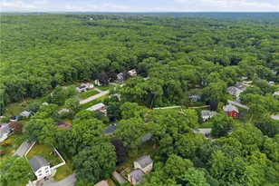 32 Bishop Dr, Cumberland, RI 02864 - Photo 41