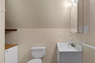 26 Channing St, Newport, RI 02840 - Photo 23