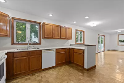 26 Channing Street, Newport, RI 02840 - Photo 5