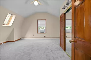 26 Channing St, Newport, RI 02840 - Photo 19