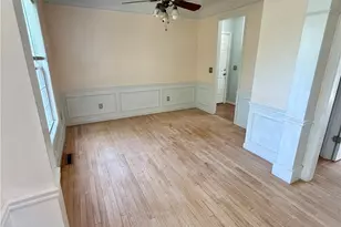 125 Goldenrod Dr, Middletown, RI 02842 - Photo 3