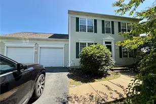 125 Goldenrod Dr, Middletown, RI 02842 - Photo 1