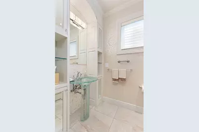 1 Naushon Avenue #6, Warwick, RI 02888 - Photo 17