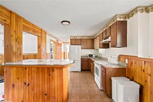 19 Sawdy Pond Ave, Tiverton, RI 02878 - Photo 31