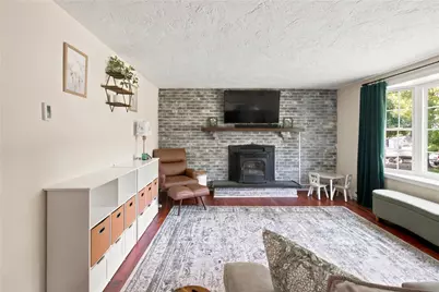19 Sawdy Pond Avenue, Tiverton, RI 02878 - Photo 7