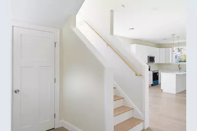 51 Dunbar Avenue, East Providence, RI 02916 - Photo 9