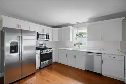 11 Baldwin Court, Providence, RI 02907 - Photo 7