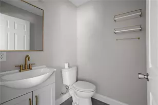 11 Baldwin Ct, Providence, RI 02907 - Photo 9