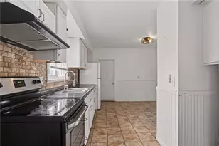 84 St Paul St, North Smithfield, RI 02896 - Photo 3
