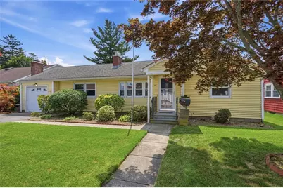 54 Winthrop Street, East Providence, RI 02915 - Photo 1