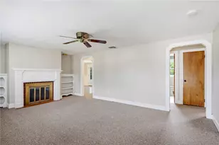 54 Winthrop St, East Providence, RI 02915 - Photo 9